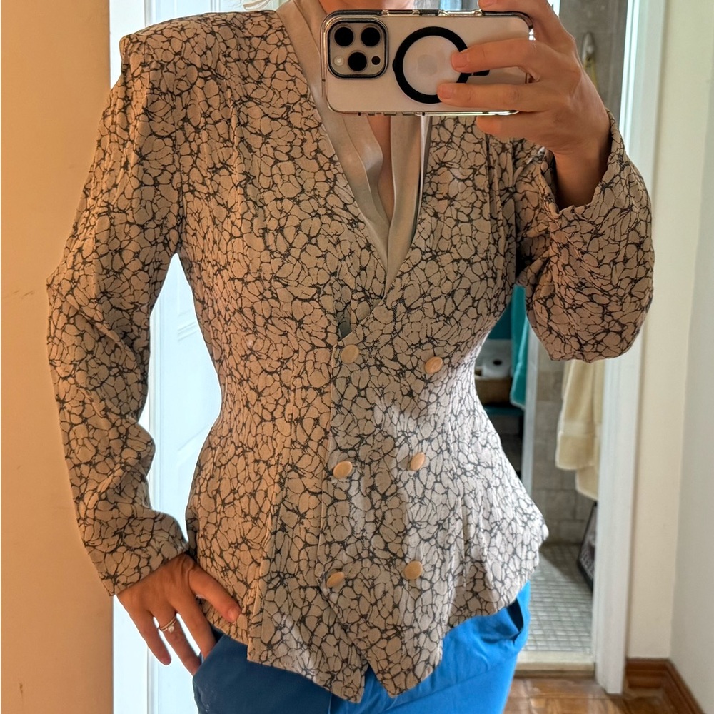 Vintage renditions New York floral blazer size 12 unique rare find